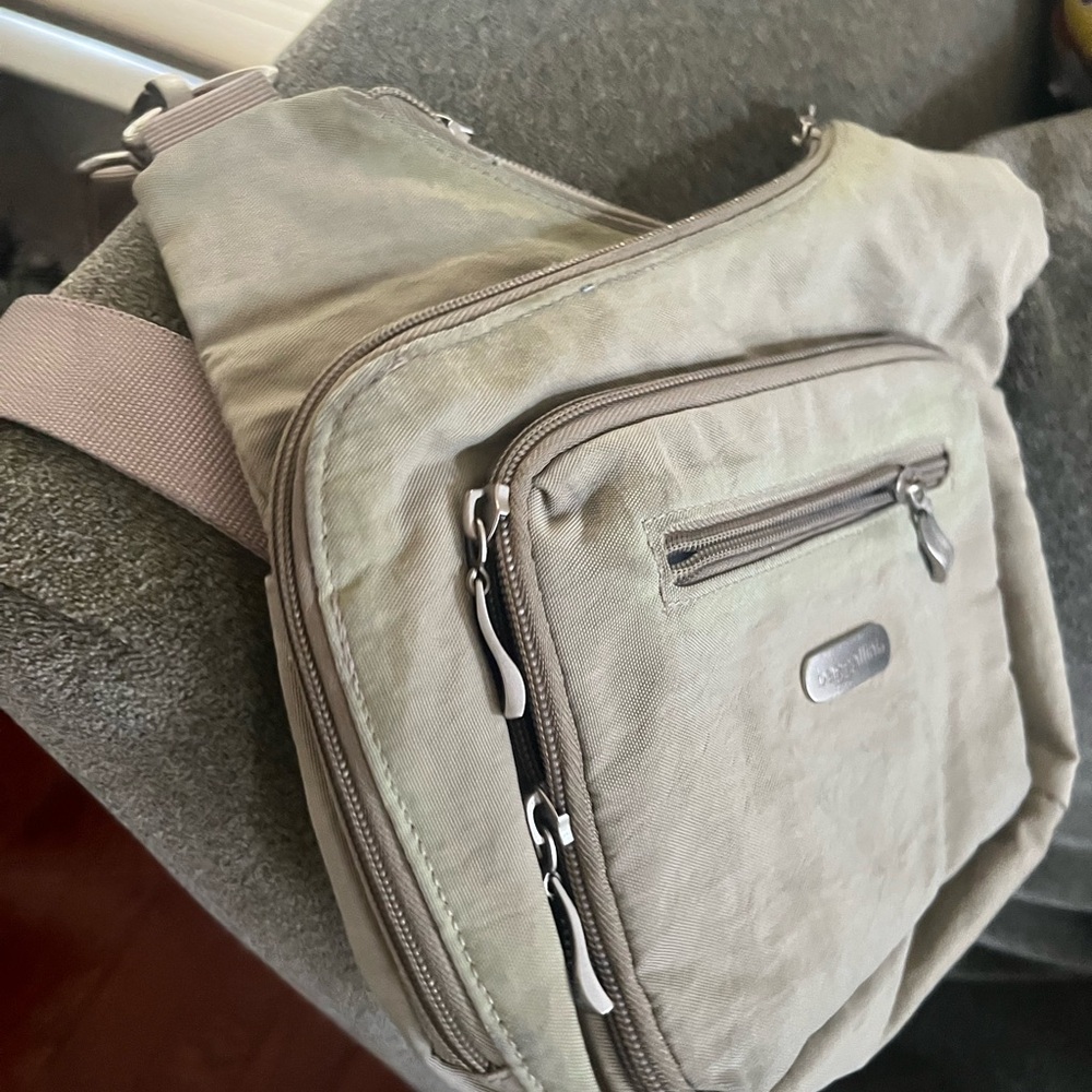 Baggallini Gray Men's crossbody Bag